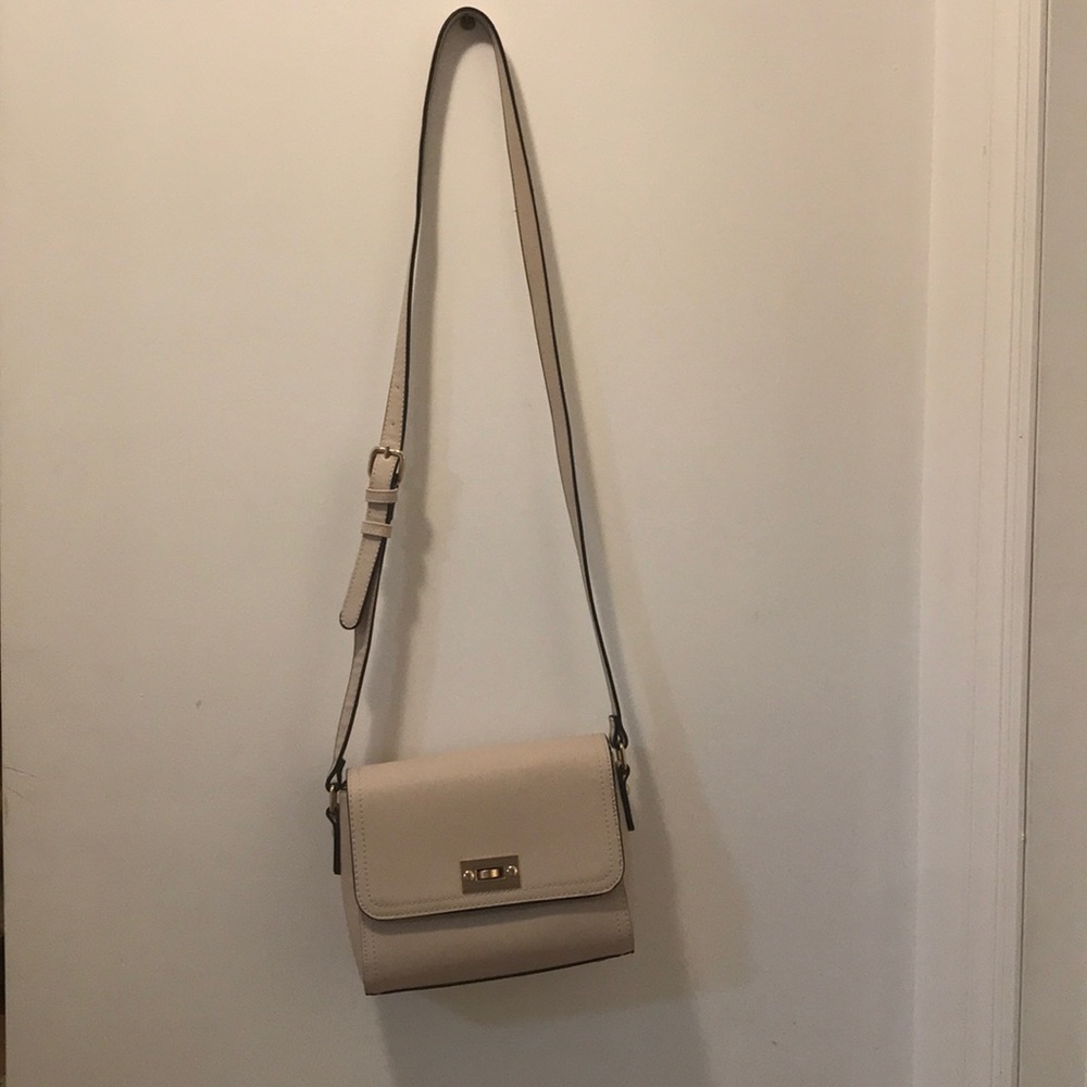 Forever 21 crossbody bag, like new